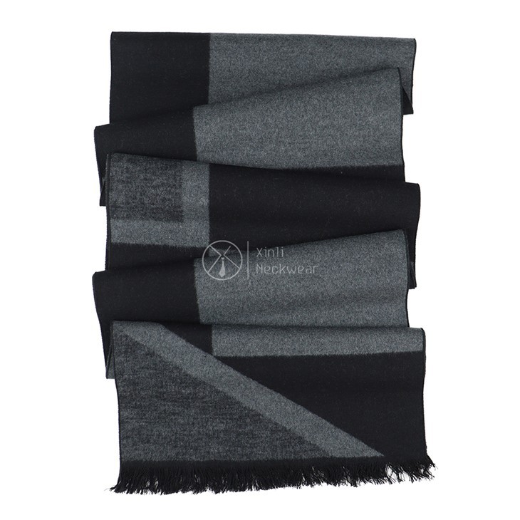 Check Wool Scarf